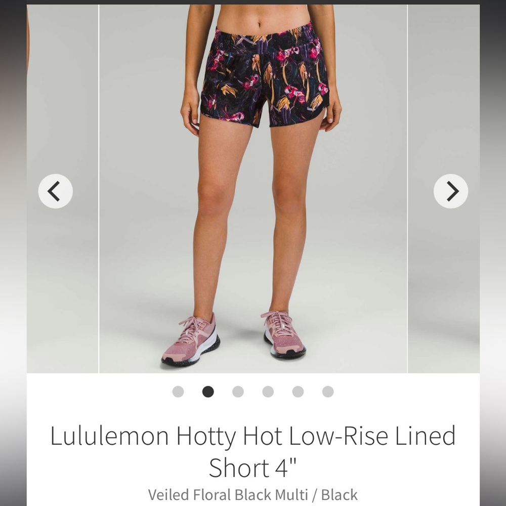 Lululemon Hotty Hot Low-Rise Lined Short 4"